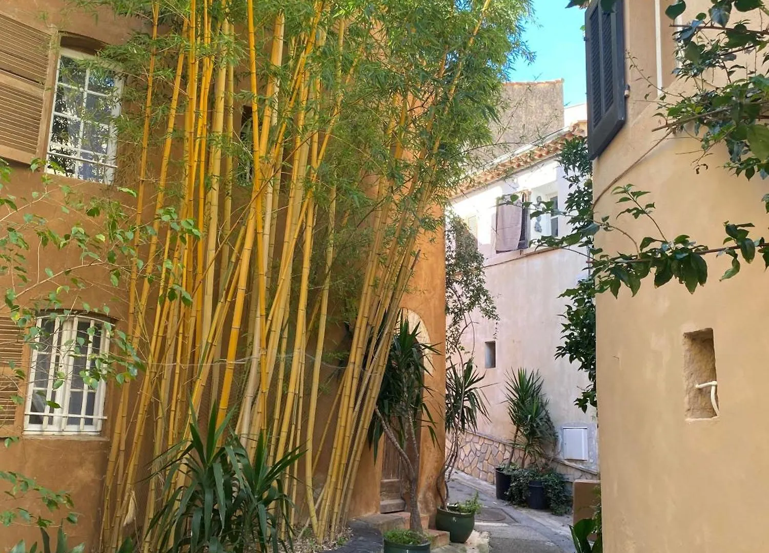 Spacieux Duplex, Vue Mer Et Belle Terrasse Hyeres Apartment