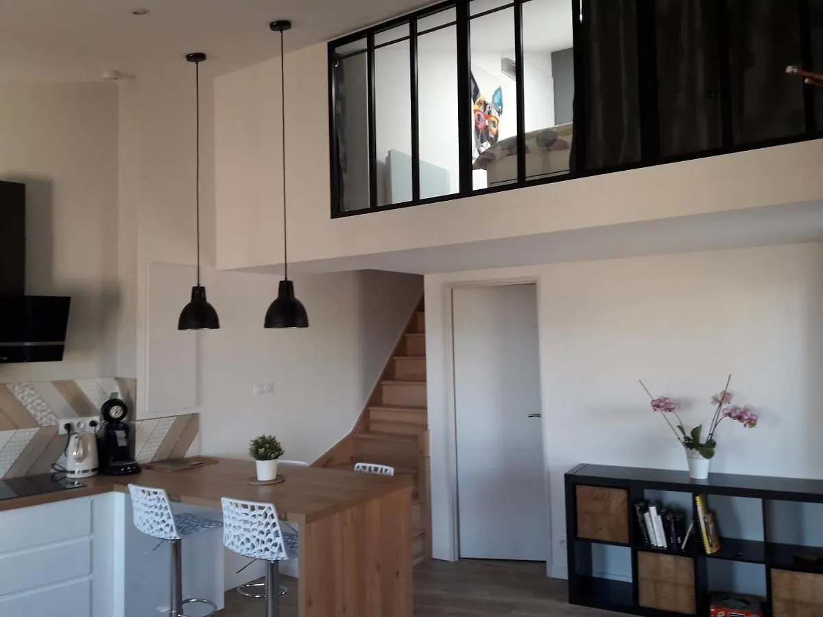 Spacieux Duplex, Vue Mer Et Belle Terrasse Hyeres 0*,