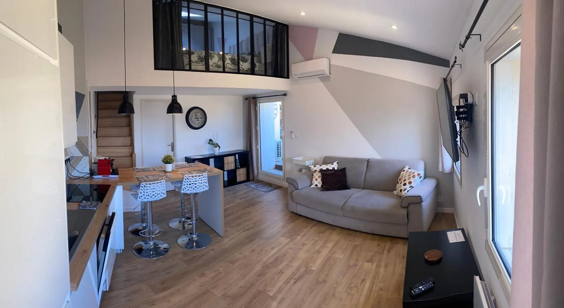 Apartment Spacieux Duplex, Vue Mer Et Belle Terrasse Hyeres France